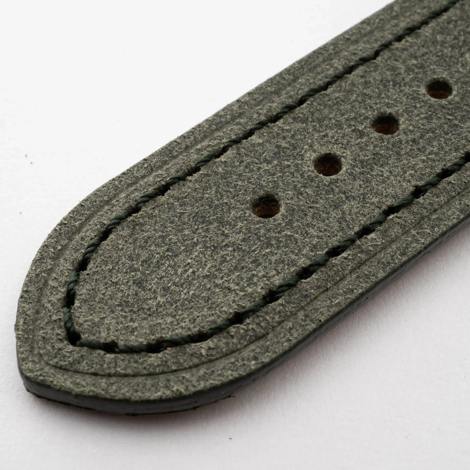 Harbour - Vintage - Moss green leather strap-Apple Watch