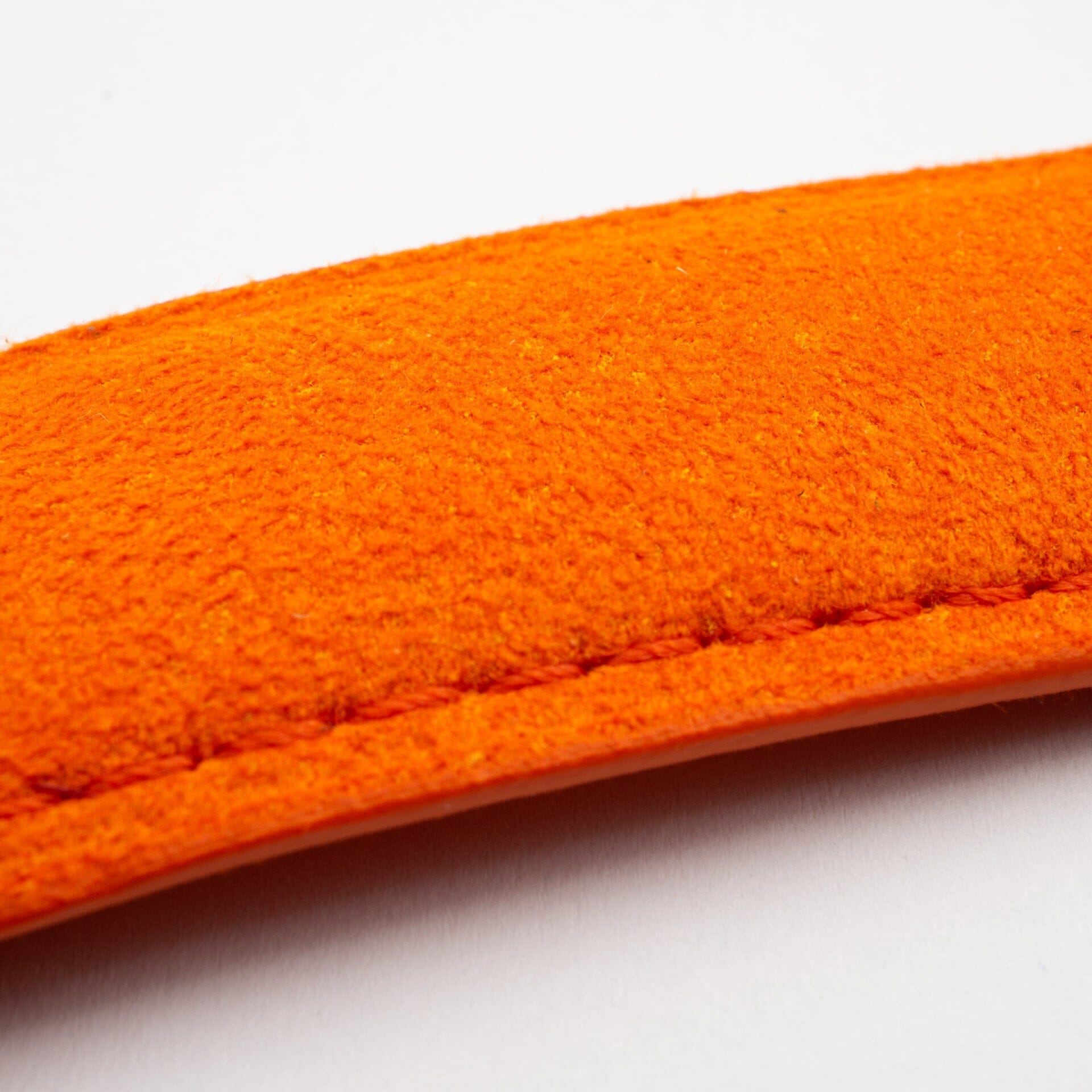 Alcantara ® · Classic · Orange