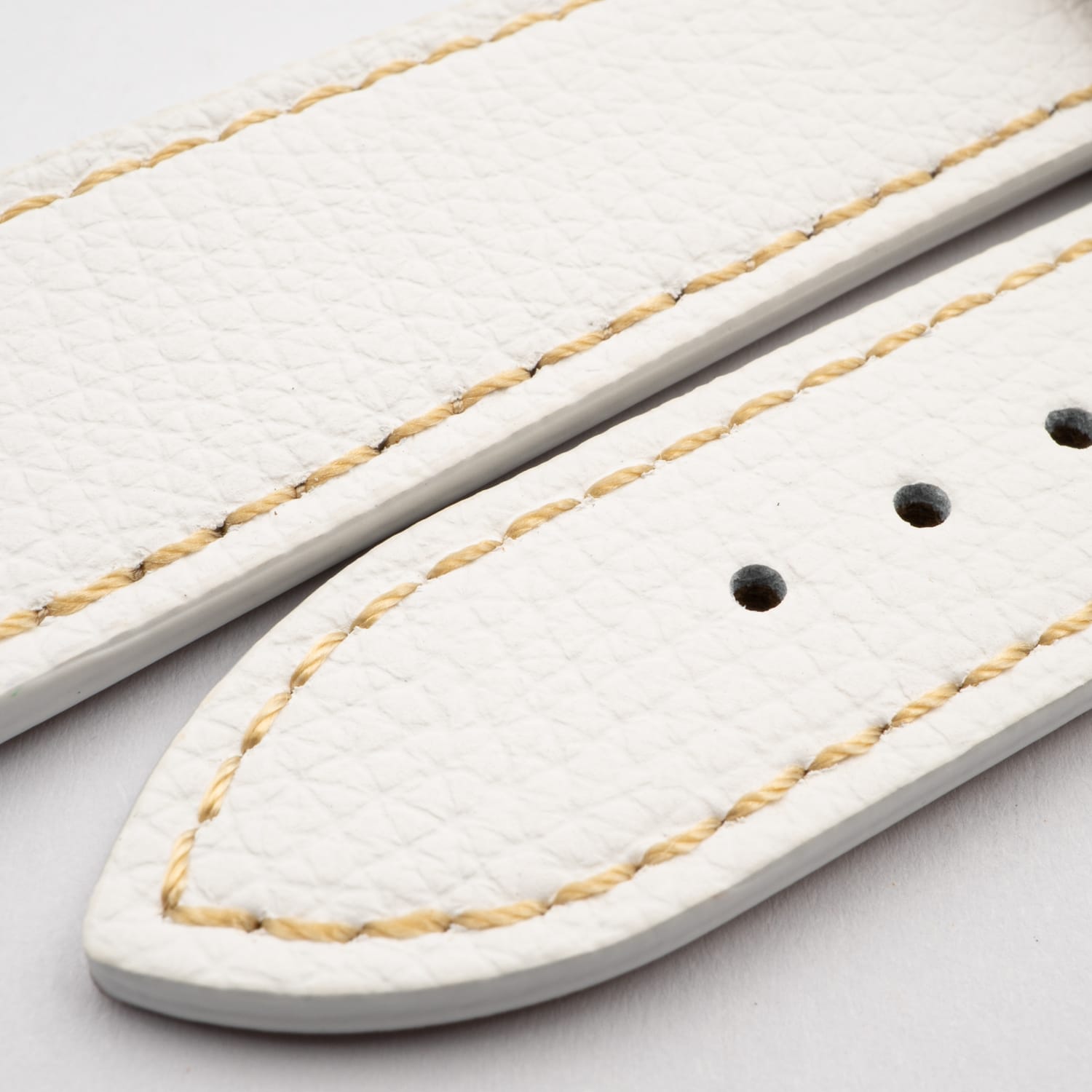 Saffiano · Classic · Weiß