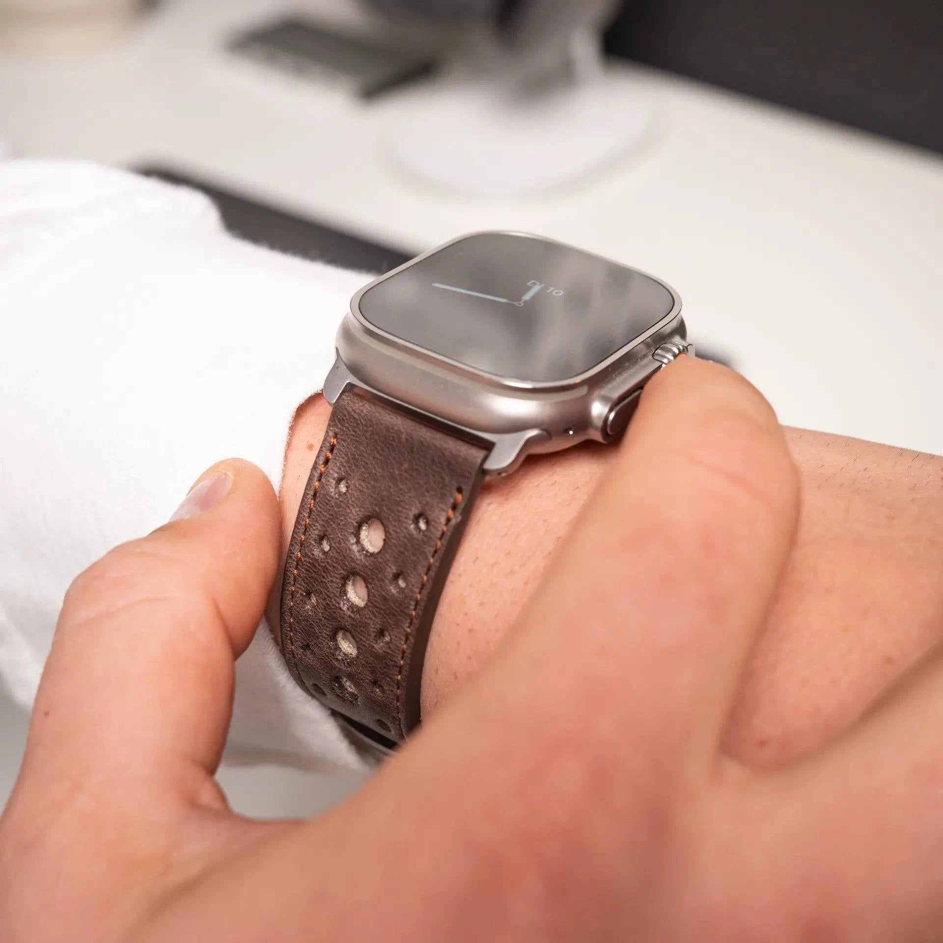 Monaco - Vintage - Dark brown leather strap-Apple Watch