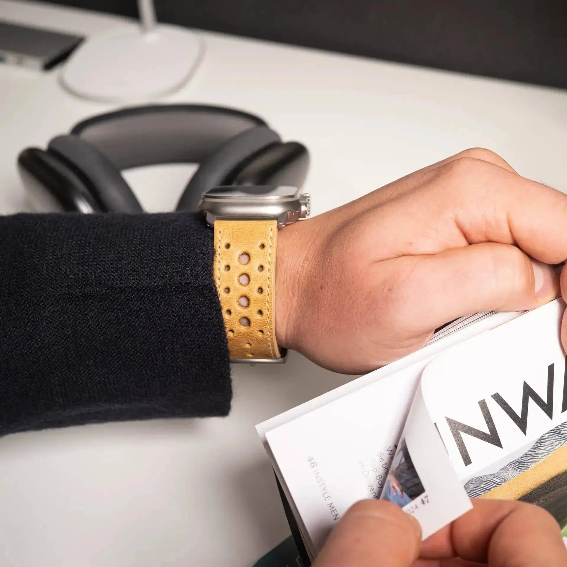 Monaco - Vintage - Mustard leather strap-Apple Watch