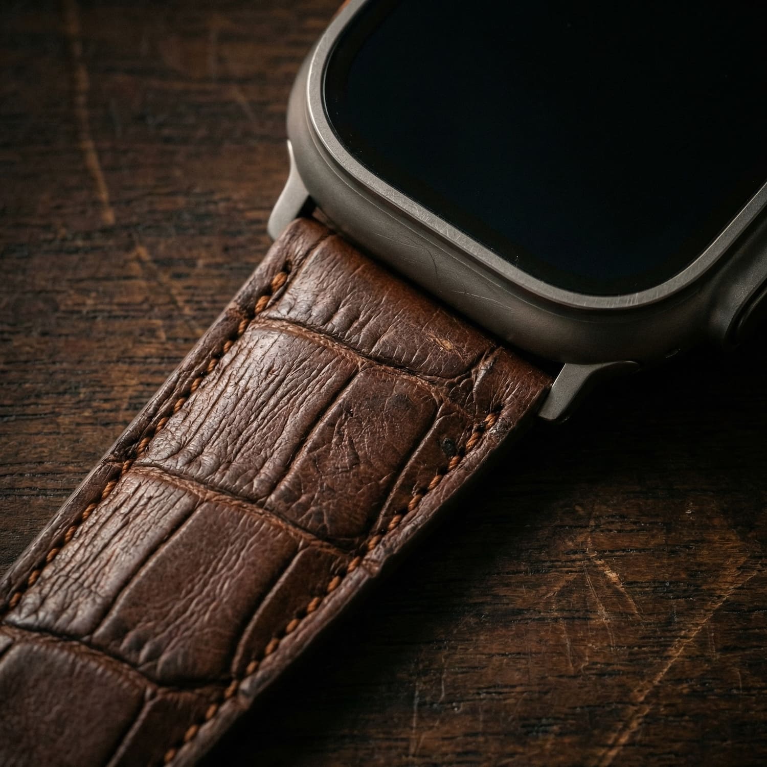 Croco Grain - Classic - Dark brown