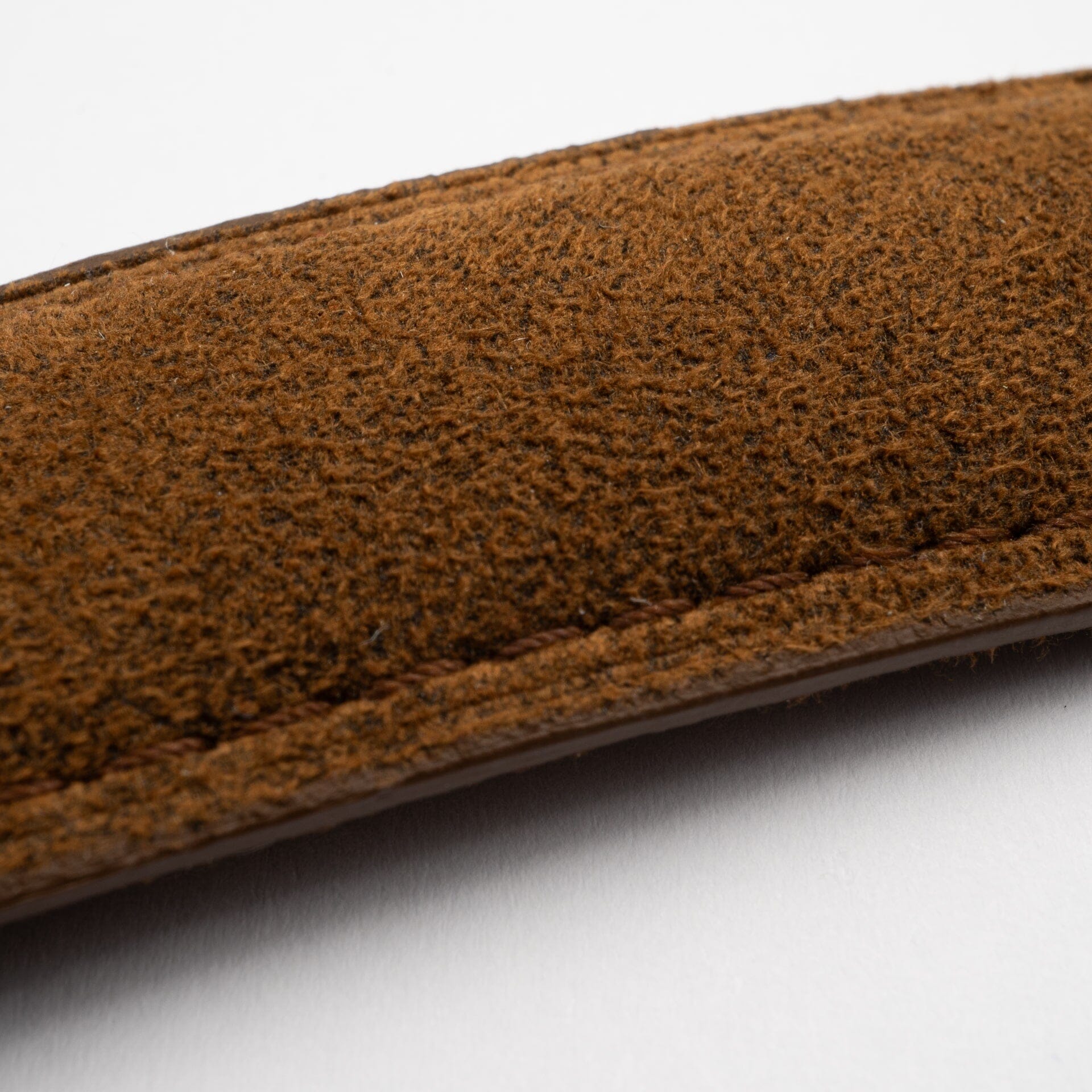 Alcantara ® · Classic · Dunkelbraun