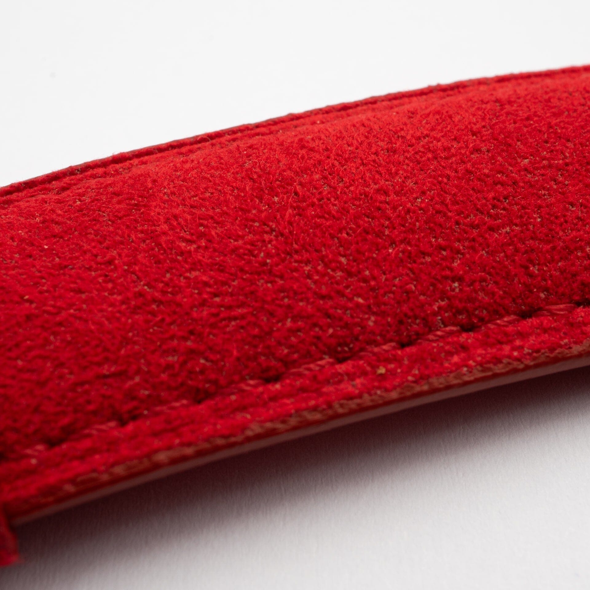 Alcantara ® · Classic · Rot