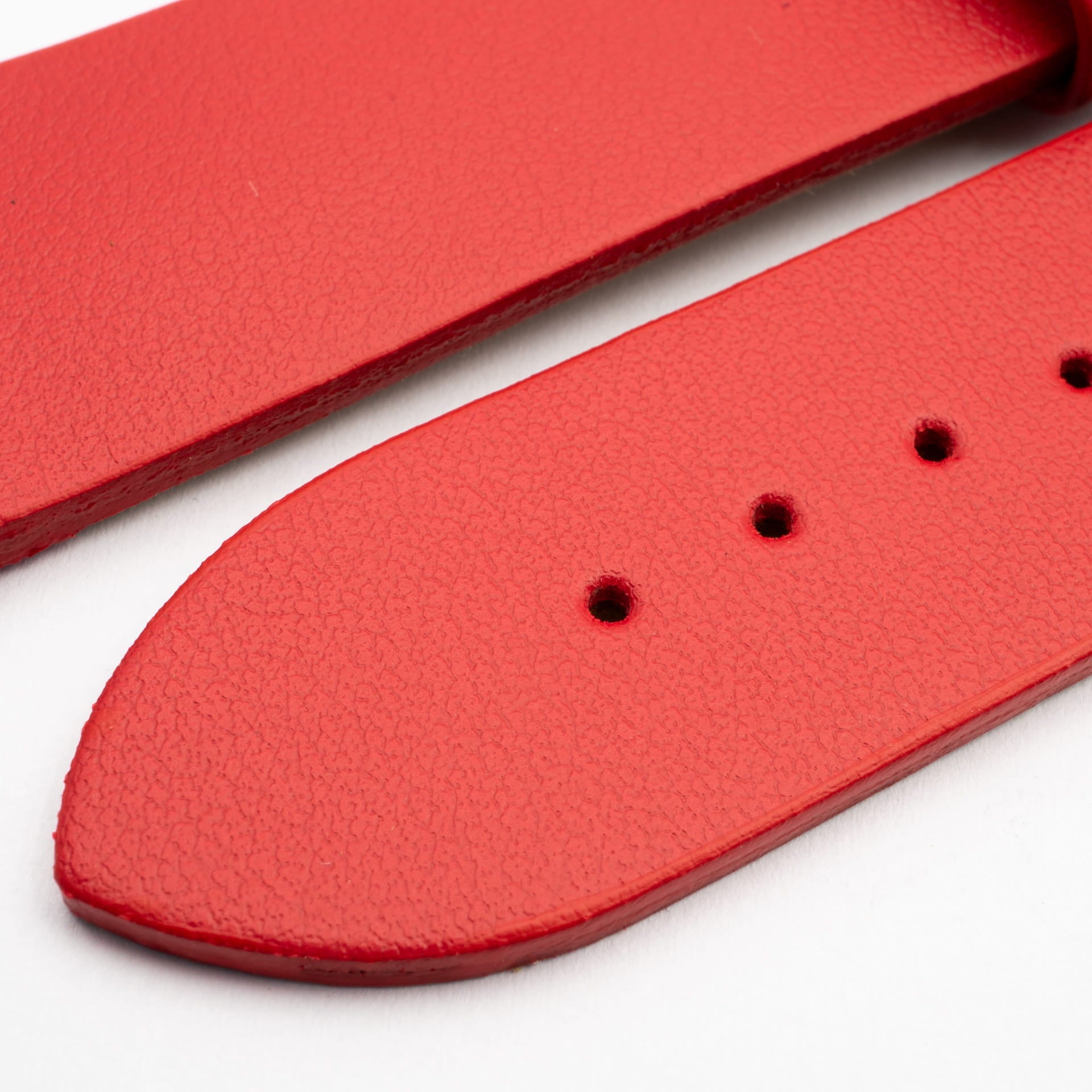 Essential · Classic · XS · Red