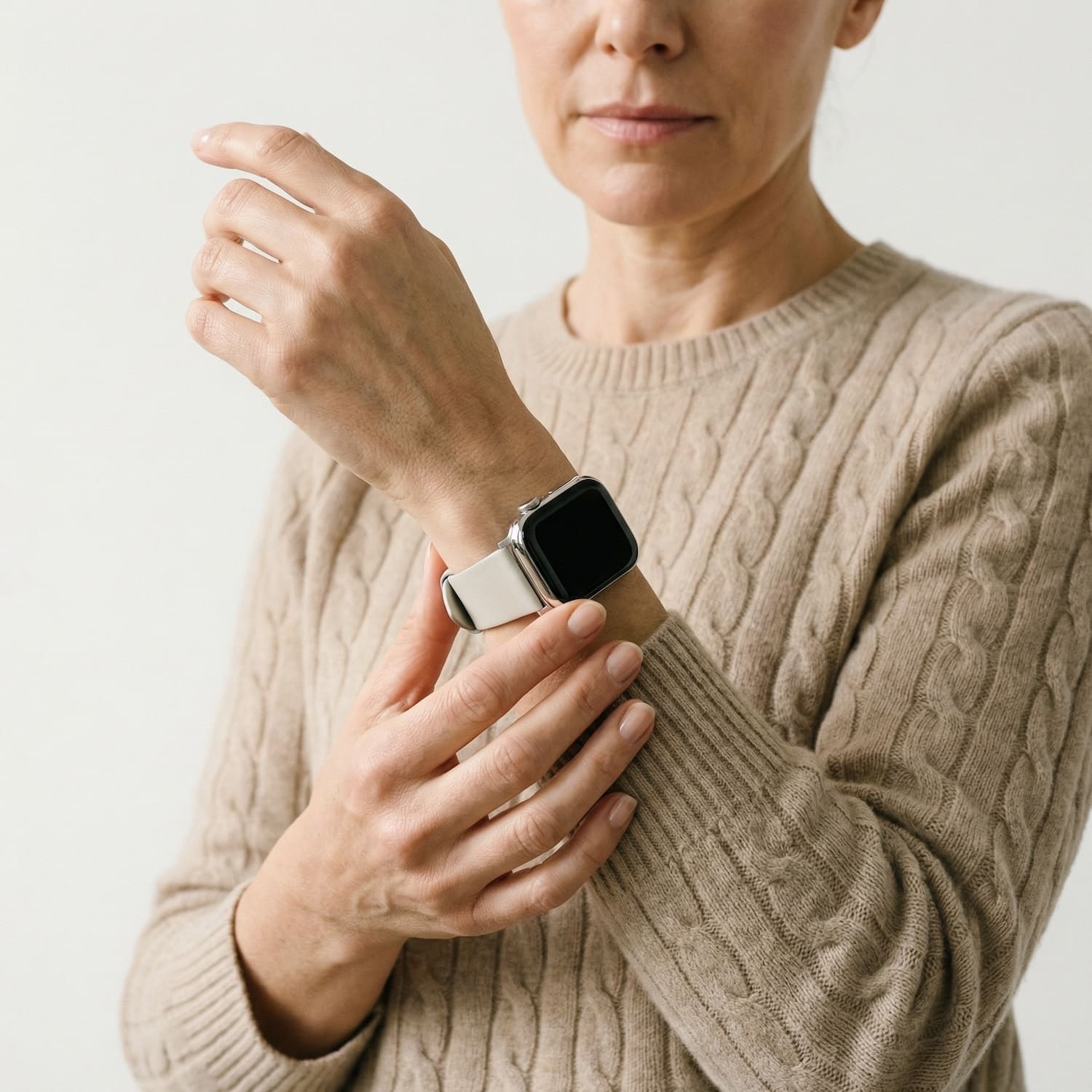 Essential · Classic · XS · Light gray